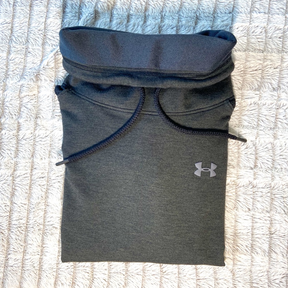 Under Armour Sweatshirt